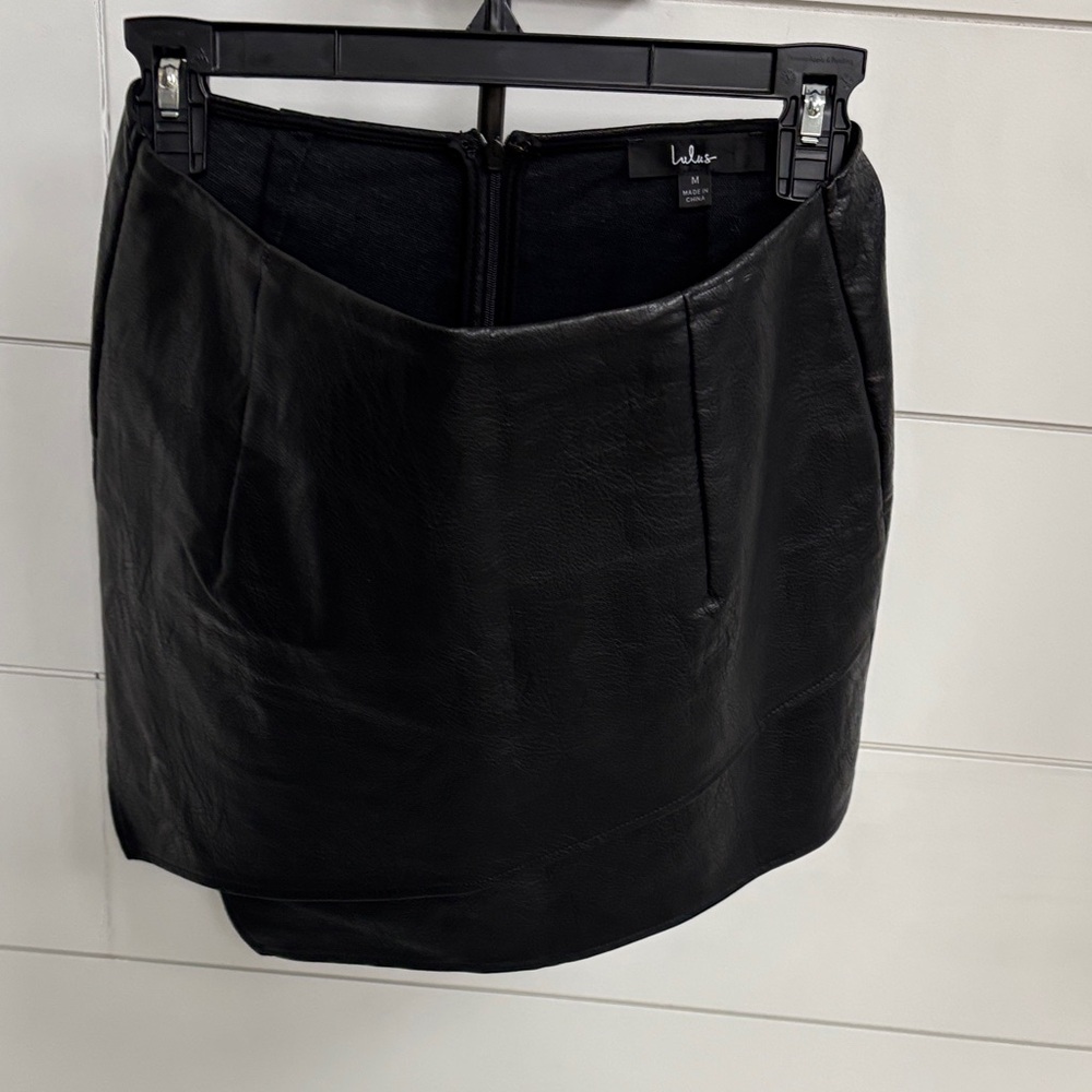 Lulu's Black Faux Leather Mini Skort